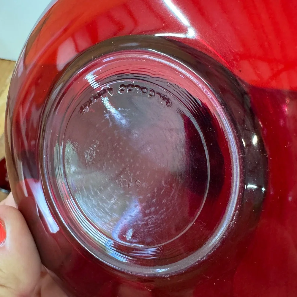 Vintage Arcoroc France Ruby‎ Red Glass Tea Coffee Cup & Saucer Set of 4